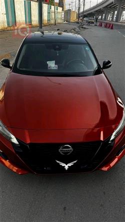 نيسان ألتيما